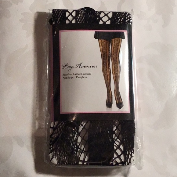 Leg Avenue Black Lattice Lace & Fishnet Striped Pantyhose – One Size - Picture 2 of 2